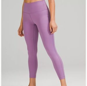 Lululemon Wunder Under 25 in tight